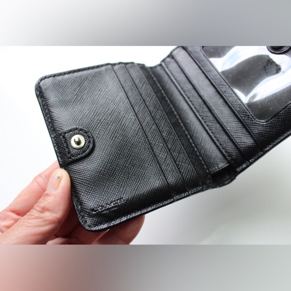 Coach bow wallet - Picture 8 of 12